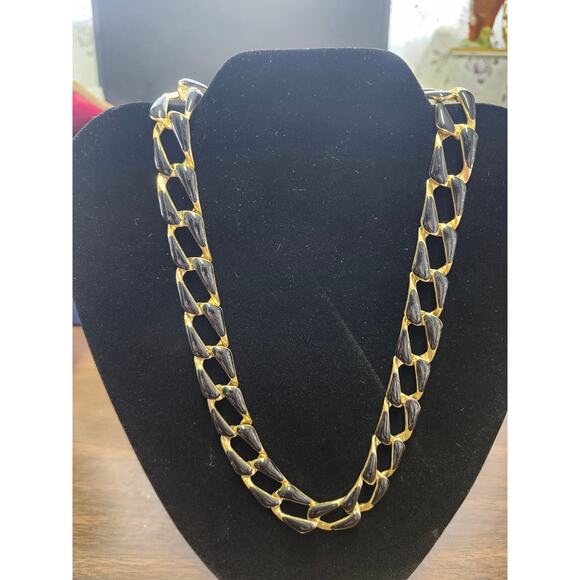 Vintage "Napier Style" Unsigned Black & Gold Chain Link Necklace 17 Inches - Picture 3 of 6